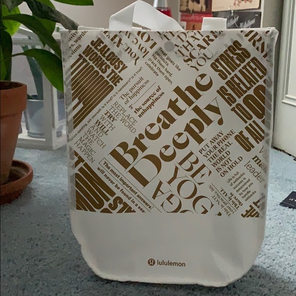 Lululemon Ready to Rulu tight - WORN ONLY TWICE - Picture 6 of 6